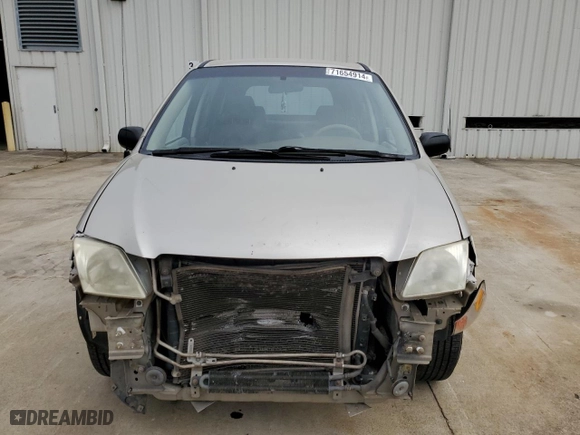 2000 Mazda MPV DX with VIN JM3LW28G0Y0116245, listed as a Copart auction lot 71654914 with 330,693 mi miles and Salvage Title. Bid and sale history available at carsss.com. Image 5.