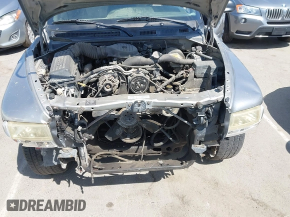 2000 Dodge Durango with VIN 1B4HS28Z0YF244622, listed as a IAAI auction lot 42383817 with 216,543 mi miles and . Bid and sale history available at DreamBid. Image 10.