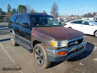 1998 Toyota 4Runner with VIN JT3GN87RXW0057693, listed as a IAAI auction lot 41863094 with 237,977 mi miles. Bid and sale history available at carsss.com. Image 1.