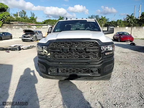 2023 Ram 3500 Tradesman with VIN 3C63RRGL6PG652013, listed as a Copart auction lot 44026575 with 46,943 mi miles and Salvage Title. Bid and sale history available at carsss.com. Image 14.