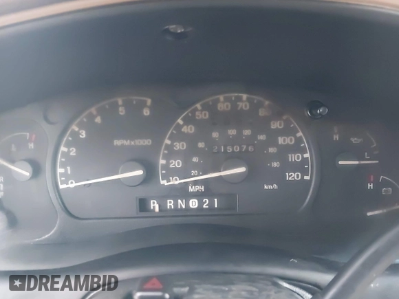 2000 Ford Explorer с VIN 1FMDU72X5YZA04203, выставлен на аукционе IAAI как лот 41250687 с пробегом 215 076 миль миль и . История ставок и продаж доступна на DreamBid. Изображение 7.