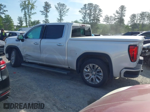 2020 GMC Sierra 1500 Denali z VIN 1GTU9FEL8LZ203683, wystawiony jako IAAI lot #42225894 z przebiegiem 42 577 mil mil oraz . Historia ofert i sprzedaży dostępna na DreamBid. Obrazek 3.