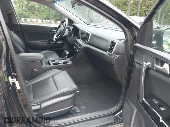 2020 Kia Sportage EX with VIN KNDPN3AC3L7658403, listed as a IAAI auction lot 42485473 with 38,601 mi miles and . Bid and sale history available at DreamBid. Image 5.
