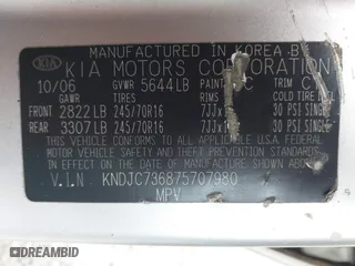 2007 Kia Sorento EX with VIN KNDJC736875707980, listed as a IAAI auction lot 42050535 with 209,126 mi miles. Bid and sale history available at carsss.com. Image 9.