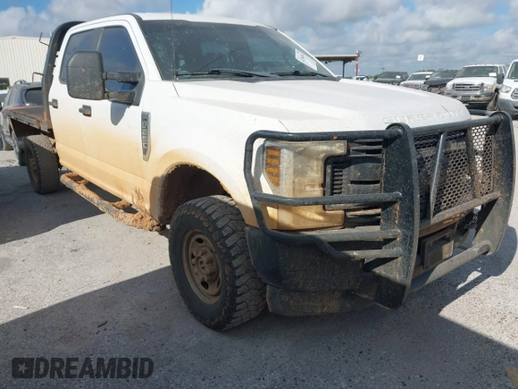 2019 Ford F-250 XL with VIN 1FD7W2B65KEG48753, listed as a IAAI auction lot 42560462 with 170,119 mi miles and . Bid and sale history available at DreamBid. Image 1.
