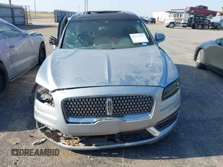 2020 Lincoln Nautilus Reserve z VIN 2LMPJ6K98LBL14122, wystawiony jako IAAI lot #42332303 z przebiegiem 90 460 mil mil oraz . Historia ofert i sprzedaży dostępna na DreamBid. Obrazek 12.