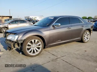 2017 Chrysler 300 Limited z VIN 2C3CCAAG3HH646764, wystawiony jako Copart lot #53353065 z przebiegiem 117 570 mil mil oraz Szkoda całkowita • Salvage title. Historia ofert i sprzedaży dostępna na DreamBid. Obrazek 1.