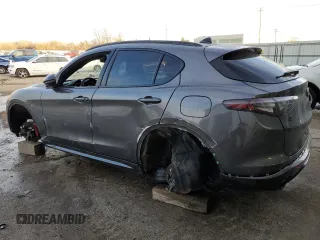 2021 Alfa Romeo Stelvio Ti z VIN ZASPAKBN0M7D11271, wystawiony jako Copart lot #42607935 z przebiegiem 47 796 mil mil oraz Szkoda całkowita • Salvage title. Historia ofert i sprzedaży dostępna na DreamBid. Obrazek 2.