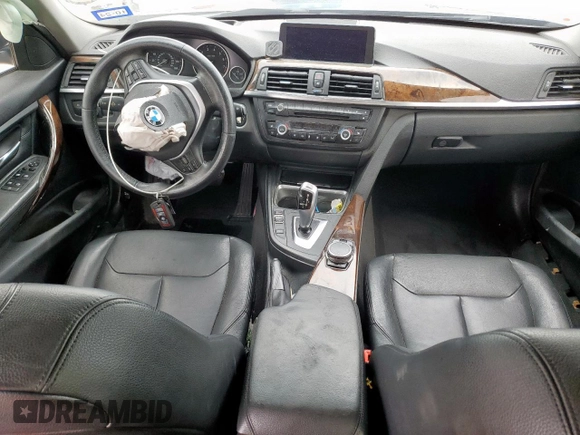 2015 BMW 3 Series 328i z VIN WBA3A5G55FNS86185, wystawiony jako Copart lot #59115875 z przebiegiem Nie podano mil oraz Szkoda całkowita • Salvage title. Historia ofert i sprzedaży dostępna na DreamBid. Obrazek 8.