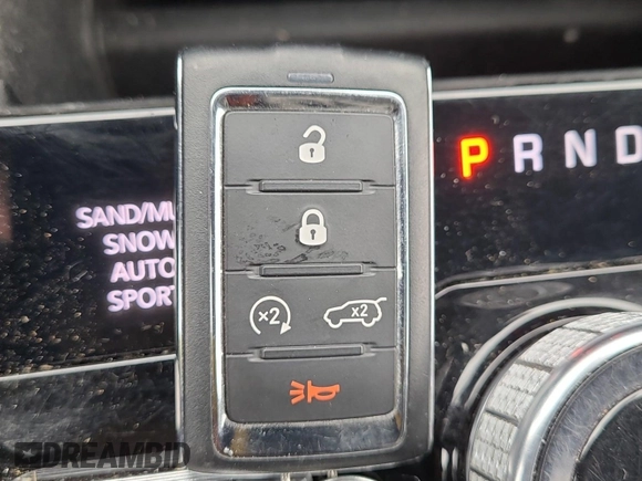 2022 Jeep Grand Cherokee Limited z VIN 1C4RJHBG2N8619866, wystawiony jako IAAI lot #42575871 z przebiegiem 65 385 mil mil oraz . Historia ofert i sprzedaży dostępna na DreamBid. Obrazek 27.