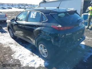 2021 Hyundai Kona SE with VIN KM8K1CAA3MU688486, listed as a IAAI auction lot 41166249 with 71,823 mi miles. Bid and sale history available at carsss.com. Image 3.