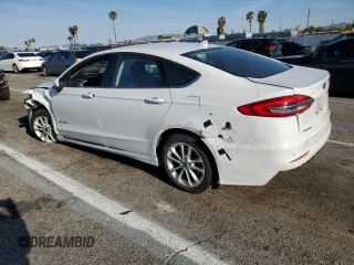 2019 Ford Fusion Hybrid SE with VIN 3FA6P0LU2KR134571, listed as a Copart auction lot 47158143 with 44,674 mi miles. Bid and sale history available at carsss.com. Image 2.