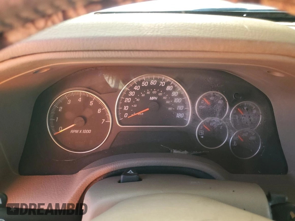 2004 GMC Envoy SLT z VIN 1GKET16S546133758, wystawiony jako Copart lot #76717674 z przebiegiem Nie podano mil oraz Szkoda całkowita • Salvage title. Historia ofert i sprzedaży dostępna na DreamBid. Obrazek 9.