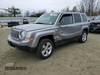 2016 Jeep Patriot Sport SE with VIN 1C4NJPBA8GD787607, listed as a Copart auction lot 52623695 with 82,194 mi miles and Salvage Title. Bid and sale history available at carsss.com. Image 1.
