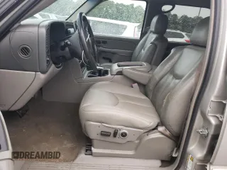 2005 Chevrolet Avalanche Z71 with VIN 3GNEK12Z35G271792, listed as a Copart auction lot 71290704 with 326,914 mi miles and Salvage Title. Bid and sale history available at carsss.com. Image 7.
