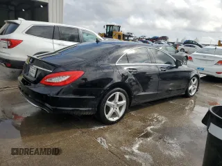 2013 Mercedes-Benz CLS 550 with VIN WDDLJ7DB8DA080670, listed as a Copart auction lot 86738044 with 100,652 mi miles and Salvage title. Bid and sale history available at DreamBid. Image 3.