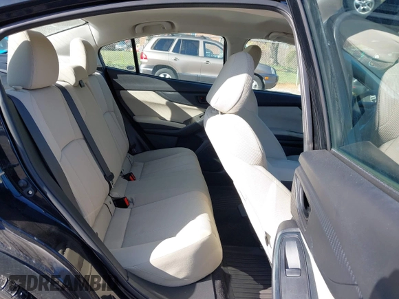 2019 Subaru Impreza with VIN 4S3GKAB68K3623755, listed as a IAAI auction lot 41933894 with 39,522 mi miles. Bid and sale history available at carsss.com. Image 8.