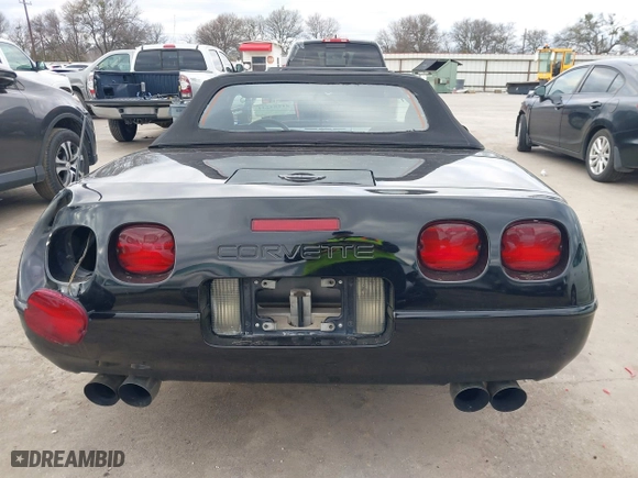 1995 Chevrolet Corvette with VIN 1G1YY32P7S5116530, listed as a IAAI auction lot 41284231 with 81,391 mi miles. Bid and sale history available at carsss.com. Image 16.