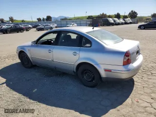 2003 Volkswagen Passat GL with VIN WVWMD63B83P045138, listed as a Copart auction lot 46531755 with 219,355 mi miles and Salvage Title. Bid and sale history available at carsss.com. Image 2.