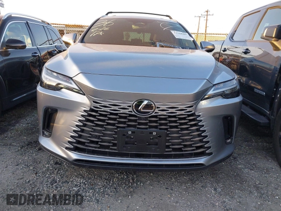2024 Lexus RX 350h z VIN 2T2BBMCAXRC036064, wystawiony jako IAAI lot #41344207 z przebiegiem 9389 mil mil oraz . Historia ofert i sprzedaży dostępna na DreamBid. Obrazek 13.