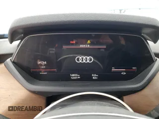 2023 Audi e-tron GT Premium Plus z VIN WAUFJBFW2P7002510, wystawiony jako Copart lot #44604894 z przebiegiem 14 833 mil mil oraz . Historia ofert i sprzedaży dostępna na DreamBid. Obrazek 9.