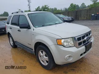 2008 Ford Escape XLT с VIN 1FMCU03158KC06061, выставлен на аукционе IAAI как лот 42381203 с пробегом 239 532 миль миль и . История ставок и продаж доступна на DreamBid. Изображение 1.