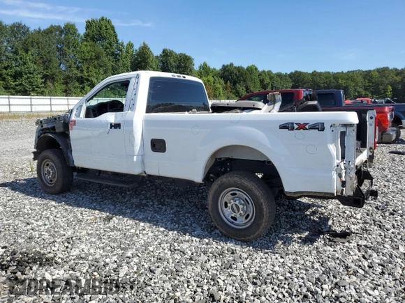 2022 Ford F-250 XL with VIN 1FTBF2B69NED42822, listed as a Copart auction lot 69758254 with 60,984 mi miles and Salvage title. Bid and sale history available at DreamBid. Image 2.