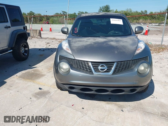 2014 Nissan Juke S with VIN JN8AF5MRXET353882, listed as a IAAI auction lot 42041965 with 239,606 mi miles. Bid and sale history available at carsss.com. Image 6.