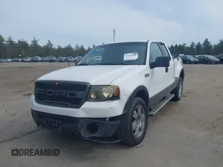2007 Ford F-150 XLT z VIN 1FTPX04547KC53420, wystawiony jako IAAI lot #42064894 z przebiegiem 182 733 mil mil oraz . Historia ofert i sprzedaży dostępna na DreamBid. Obrazek 6.