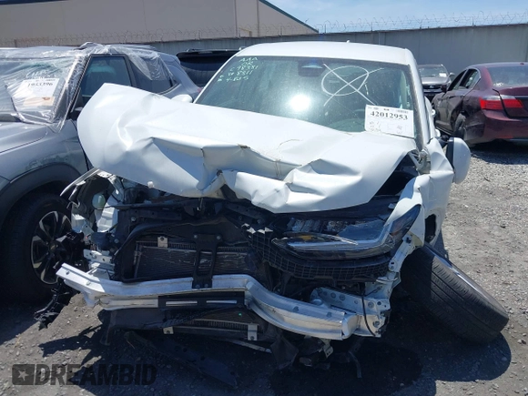 2024 Honda HR-V LX with VIN 3CZRZ2H36RM718311, listed as a IAAI auction lot 42012953 with 30,184 mi miles and . Bid and sale history available at DreamBid. Image 13.