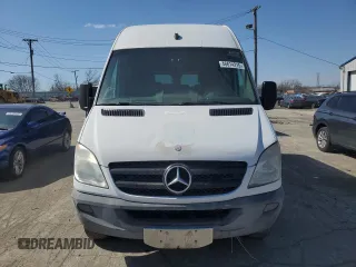 2013 Mercedes-Benz Sprinter Passenger with VIN WDZPE7CC7D5731046, listed as a Copart auction lot 46614215 with Not Provided miles and Clean Title. Bid and sale history available at carsss.com. Image 5.
