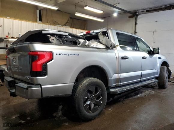 2024 Ford F-150 Lightning XLT with VIN 1FTVW3LK9RWG06135, listed as a Copart auction lot 46417885 with 0 mi miles and Non Repairable. Bid and sale history available at carsss.com. Image 3.