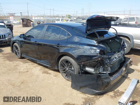 2025 Toyota Camry LE with VIN 4T1DAACK8SU087087, listed as a IAAI auction lot 41786593 with 4,901 mi miles and . Bid and sale history available at DreamBid. Image 3.