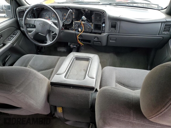 2006 Chevrolet Silverado 1500HD LT2 z VIN 1GCGK13U36F113489, wystawiony jako Copart lot #86367064 z przebiegiem 276 288 mil mil oraz Nie do naprawy • Non repairable. Historia ofert i sprzedaży dostępna na DreamBid. Obrazek 8.