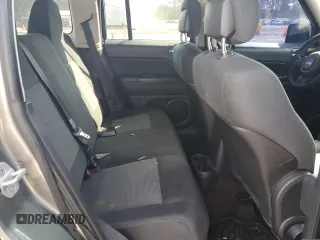 2013 Jeep Patriot Latitude with VIN 1C4NJPFA3DD168869, listed as a Copart auction lot 43795155 with 216,946 mi miles and Clean Title. Bid and sale history available at carsss.com. Image 10.