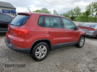 2012 Volkswagen Tiguan SE z VIN WVGAV7AX6CW002584, wystawiony jako Copart lot #56250235 z przebiegiem 153 220 mil mil oraz Szkoda całkowita • Salvage title. Historia ofert i sprzedaży dostępna na DreamBid. Obrazek 3.