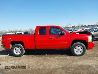 2011 Chevrolet Silverado 1500 LT with VIN 1GCRKSE39BZ460403, listed as a IAAI auction lot 41797797 with 159,608 mi miles and . Bid and sale history available at DreamBid. Image 14.