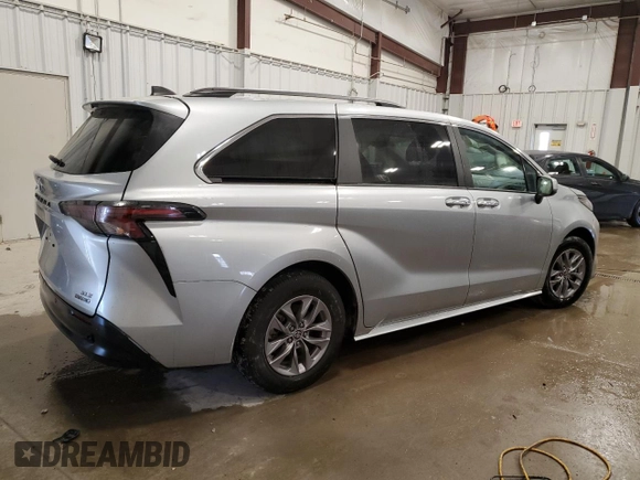 2023 Toyota Sienna XLE with VIN 5TDJSKFC3PS093292, listed as a Copart auction lot 81613604 with 0 mi miles and Salvage Title. Bid and sale history available at carsss.com. Image 3.