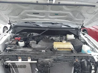 2019 Nissan NV Cargo SV z VIN 1N6BF0LY6KN810650, wystawiony jako IAAI lot #42322570 z przebiegiem 119 458 mil mil oraz . Historia ofert i sprzedaży dostępna na DreamBid. Obrazek 10.