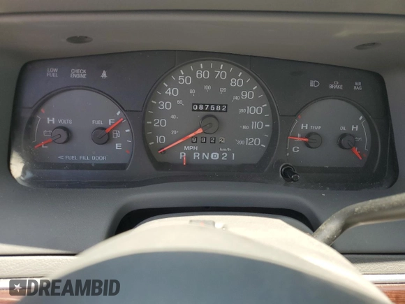 2003 Mercury Grand Marquis LS Premium с VIN 2MEFM75W23X634032, выставлен на аукционе Copart как лот 60430295 с пробегом 87 582 миль миль и Списание • Salvage title. История ставок и продаж доступна на DreamBid. Изображение 9.