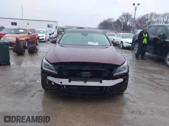 2015 Hyundai Genesis 3.8L with VIN KMHGN4JE5FU028777, listed as a IAAI auction lot 41222805 with 58,104 mi miles. Bid and sale history available at carsss.com. Image 13.