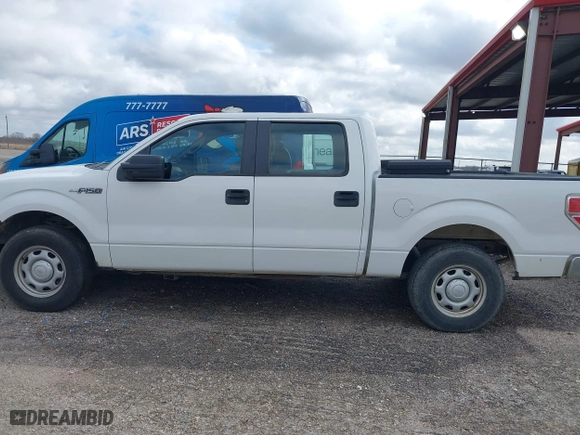2013 Ford F-150 XL with VIN 1FTEW1CM9DFC58691, listed as a IAAI auction lot 41413917 with 134,597 mi miles. Bid and sale history available at carsss.com. Image 14.