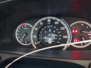 2016 Honda Accord Sedan LX with VIN 1HGCR2F33GA098480, listed as a IAAI auction lot 41708690 with 107,300 mi miles. Bid and sale history available at carsss.com. Image 7.