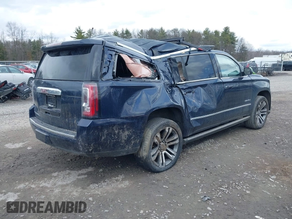 2020 GMC Yukon XL Denali with VIN 1GKS2HKJ3LR177072, listed as a IAAI auction lot 41879461 with 102,971 mi miles. Bid and sale history available at carsss.com. Image 4.
