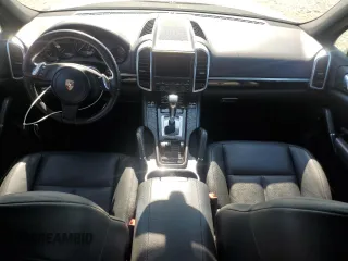 2011 Porsche Cayenne with VIN WP1AA2A20BLA10119, listed as a Copart auction lot 62713145 with 106,638 mi miles and Salvage title. Bid and sale history available at DreamBid. Image 8.