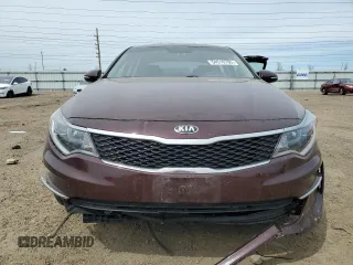 2017 Kia Optima LX z VIN 5XXGT4L32HG166565, wystawiony jako Copart lot #54510785 z przebiegiem 78 531 mil mil oraz Szkoda całkowita • Salvage title. Historia ofert i sprzedaży dostępna na DreamBid. Obrazek 5.