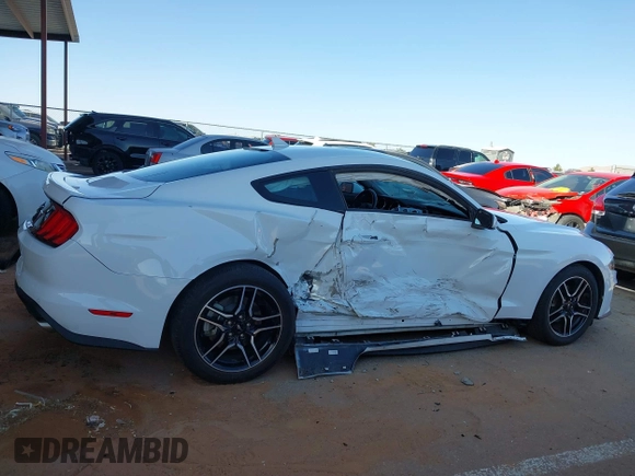 2023 Ford Mustang EcoBoost z VIN 1FA6P8TH2P5110671, wystawiony jako IAAI lot #41745979 z przebiegiem 30 581 mil mil oraz . Historia ofert i sprzedaży dostępna na DreamBid. Obrazek 13.