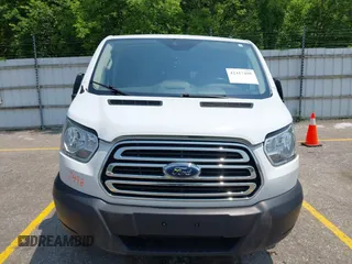 2019 Ford Transit Passenger XL z VIN 1FBZX2YM4KKB64966, wystawiony jako IAAI lot #42417498 z przebiegiem 157 311 mil mil oraz . Historia ofert i sprzedaży dostępna na DreamBid. Obrazek 12.