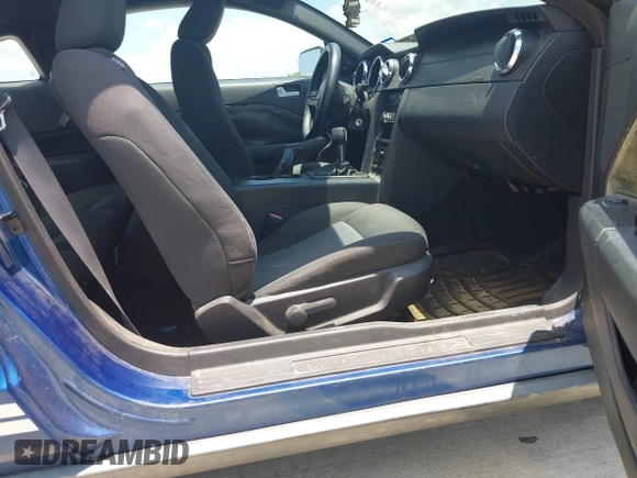 2009 Ford Mustang с VIN 1ZVHT80N595126582, выставлен на аукционе IAAI как лот 42414209 с пробегом 142 002 миль миль и . История ставок и продаж доступна на DreamBid. Изображение 5.