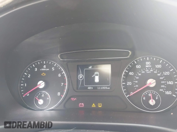 2018 Kia Sorento LX with VIN 5XYPGDA36JG403695, listed as a IAAI auction lot 42018100 with 111,059 mi miles. Bid and sale history available at carsss.com. Image 7.